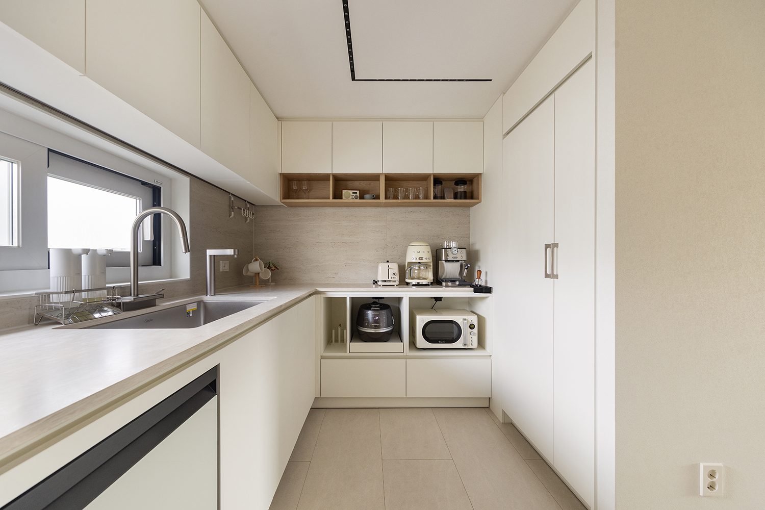 /user/a/apriltree/editor/2603/ffbd89683d77cce6e9beee2a756446d3_1772770526_3459.jpg 이미지크게보기